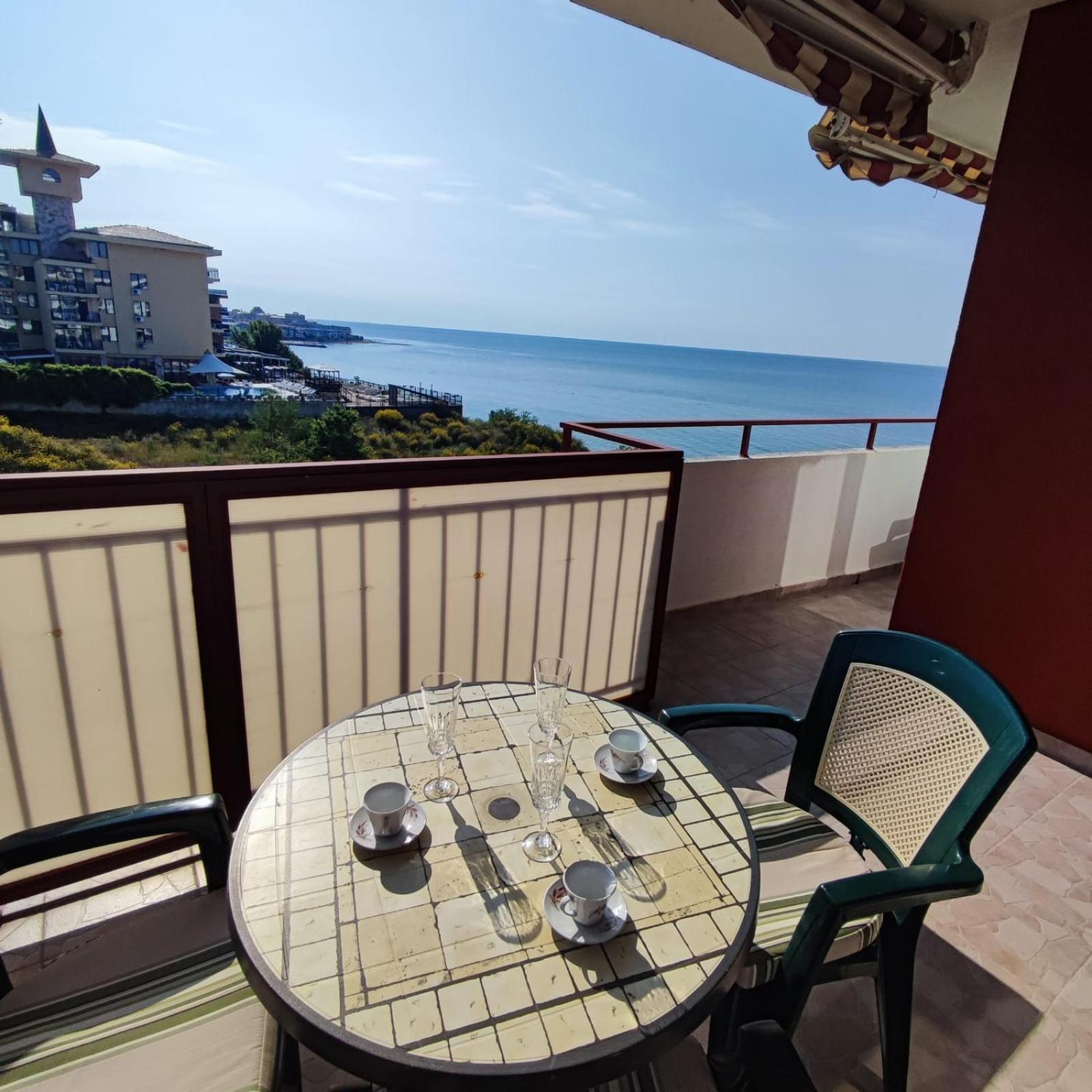 Panorama Marina Fort Beach - Premium Apartments Sea Viev スヴェティ・ヴラス エクステリア 写真