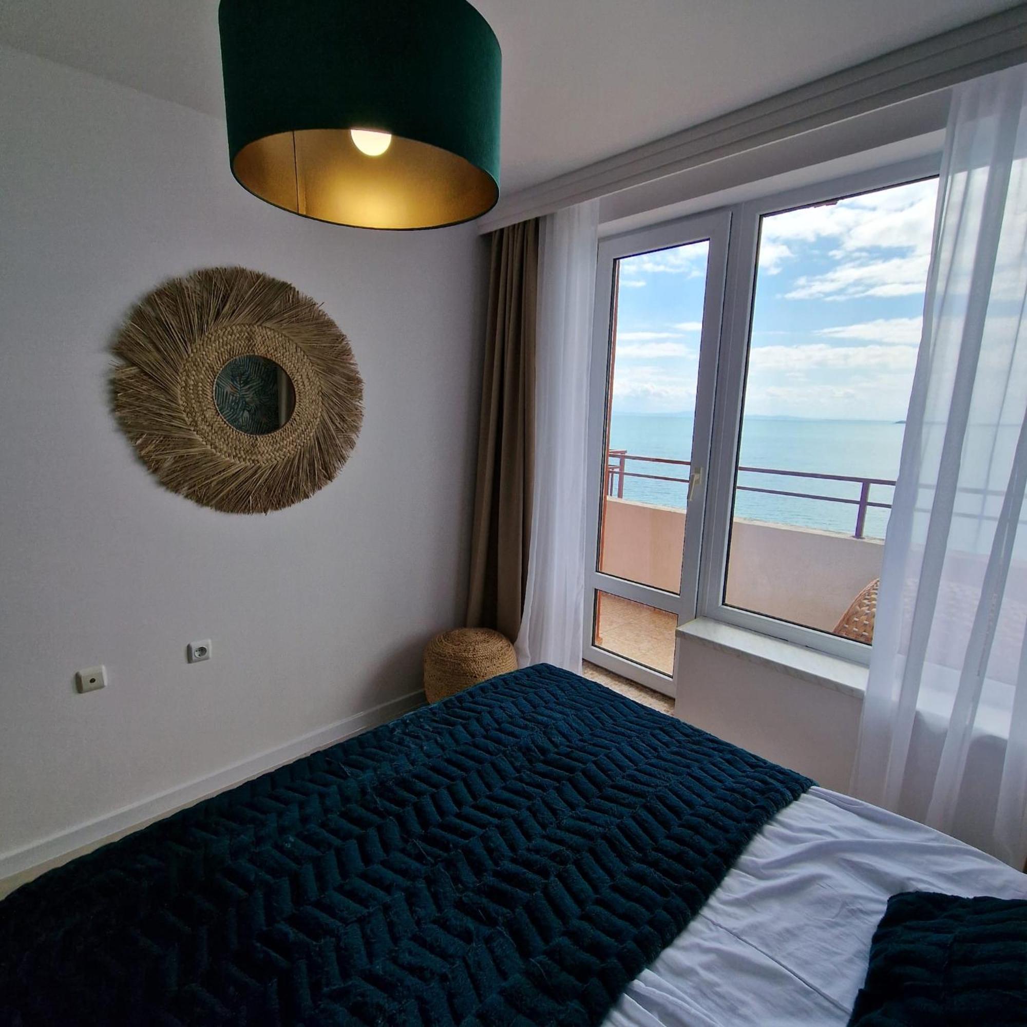 Panorama Marina Fort Beach - Premium Apartments Sea Viev スヴェティ・ヴラス エクステリア 写真