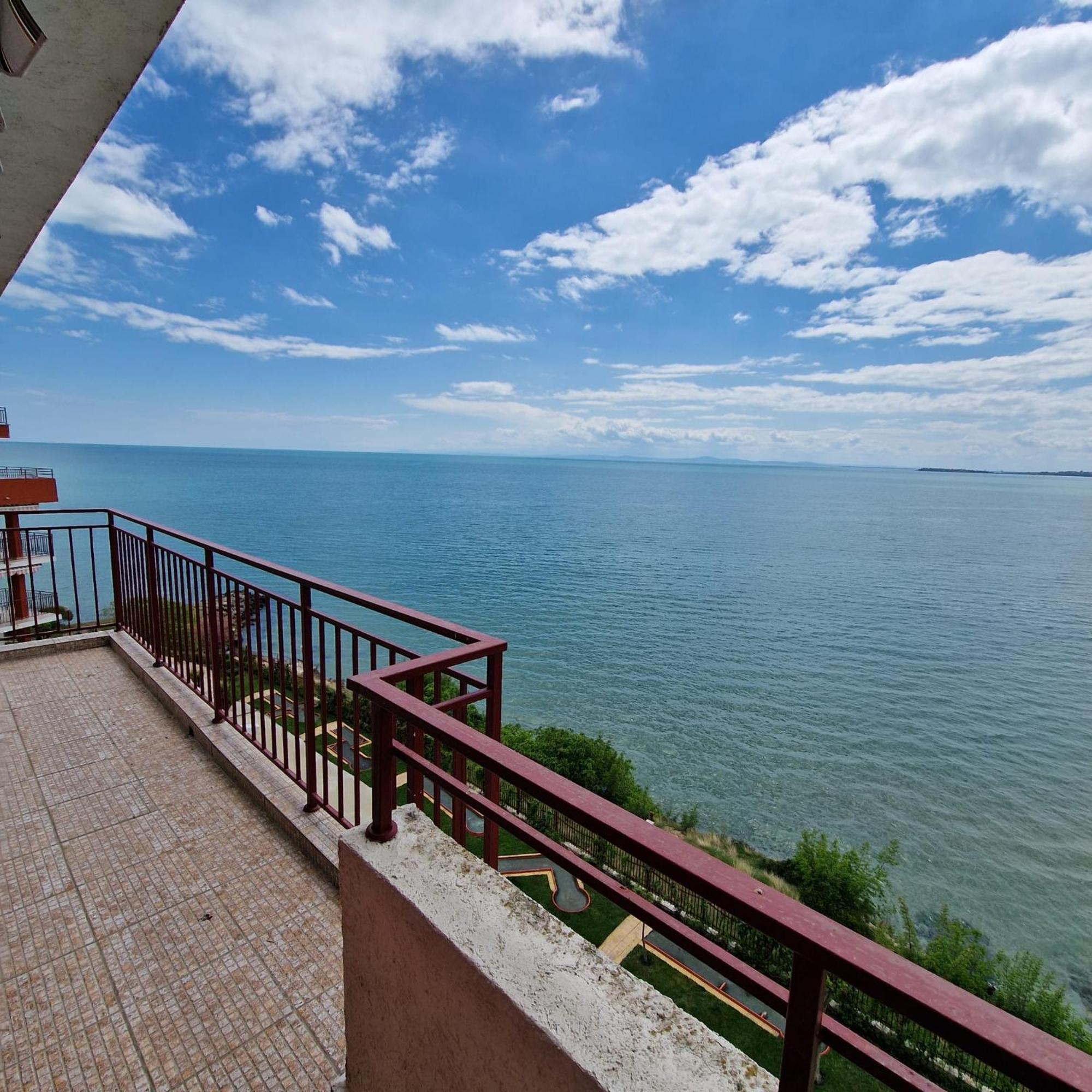 Panorama Marina Fort Beach - Premium Apartments Sea Viev スヴェティ・ヴラス エクステリア 写真